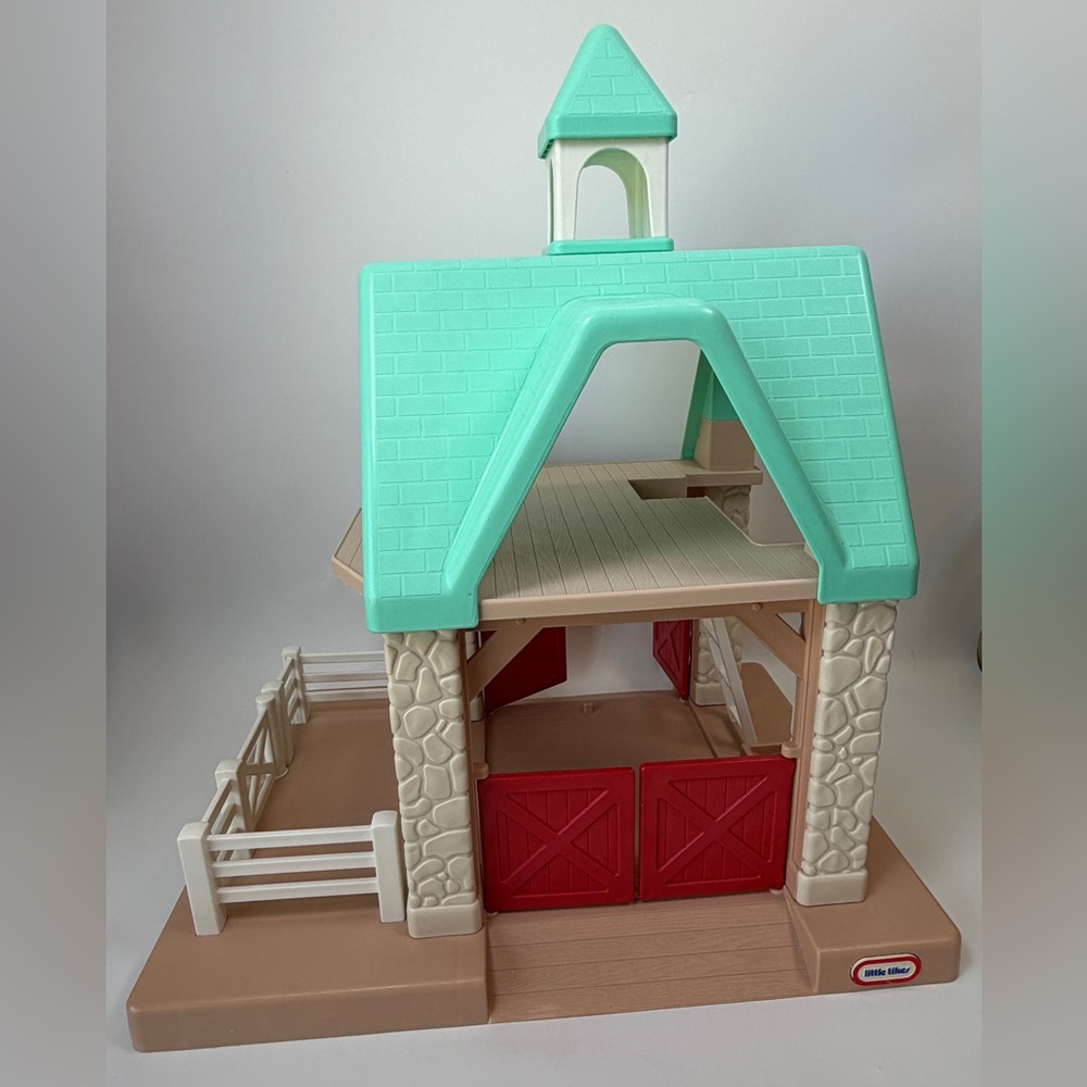 Vintage Little Tikes‎ Horse Stable Dollhouse with Top Steeple Piece HTF